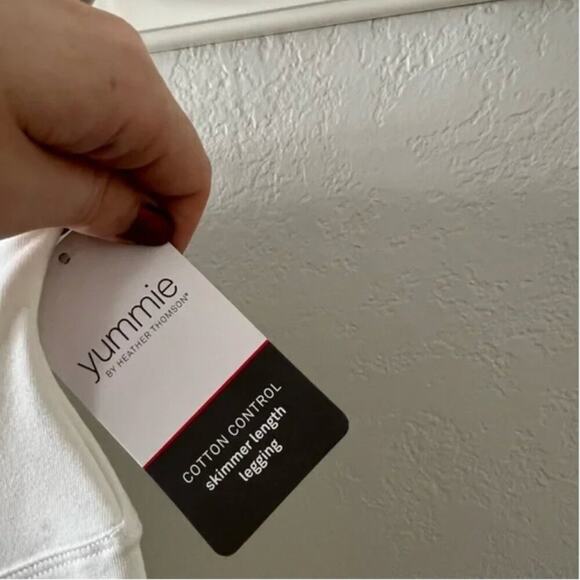 Yummie Gloria Skimmer Cotton Control Leggings in White - Picture 3 of 4